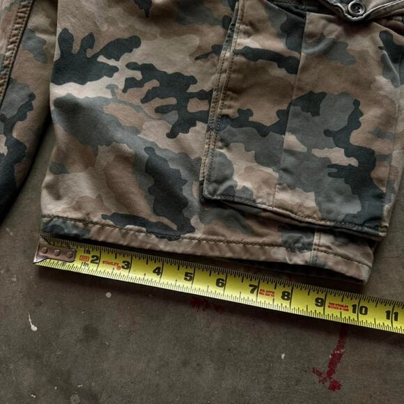 Levis camo cargo shorts - Picture 6 of 6